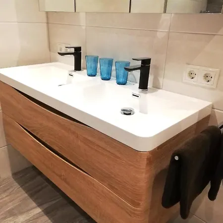 Db Apartament Finkenberg